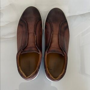 Magnanni Men's Dark Brown Leather Slip-On Loafers